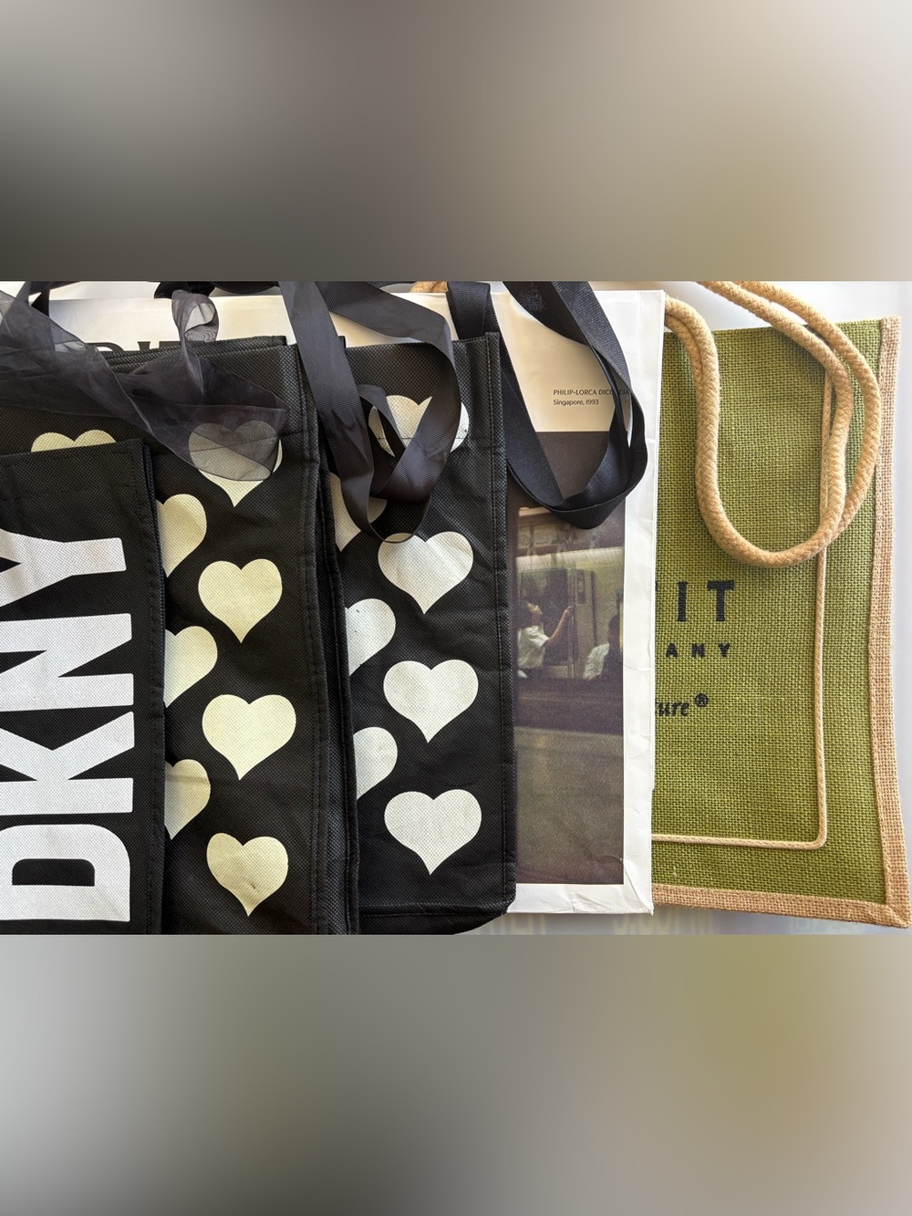 Set of 5 shopping and tote bags